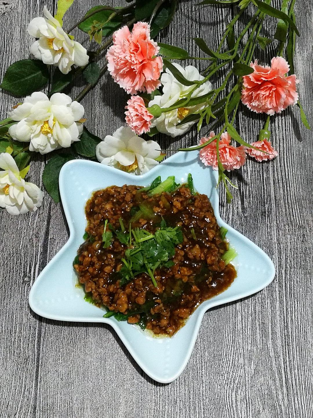 肉末小白菜