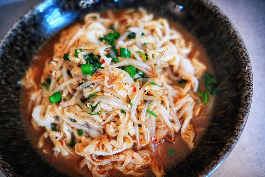 简单又下饭的油泼牛百叶