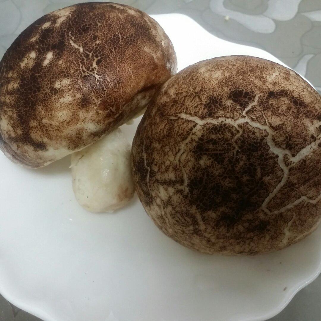 蘑菇包（奶黄馅）