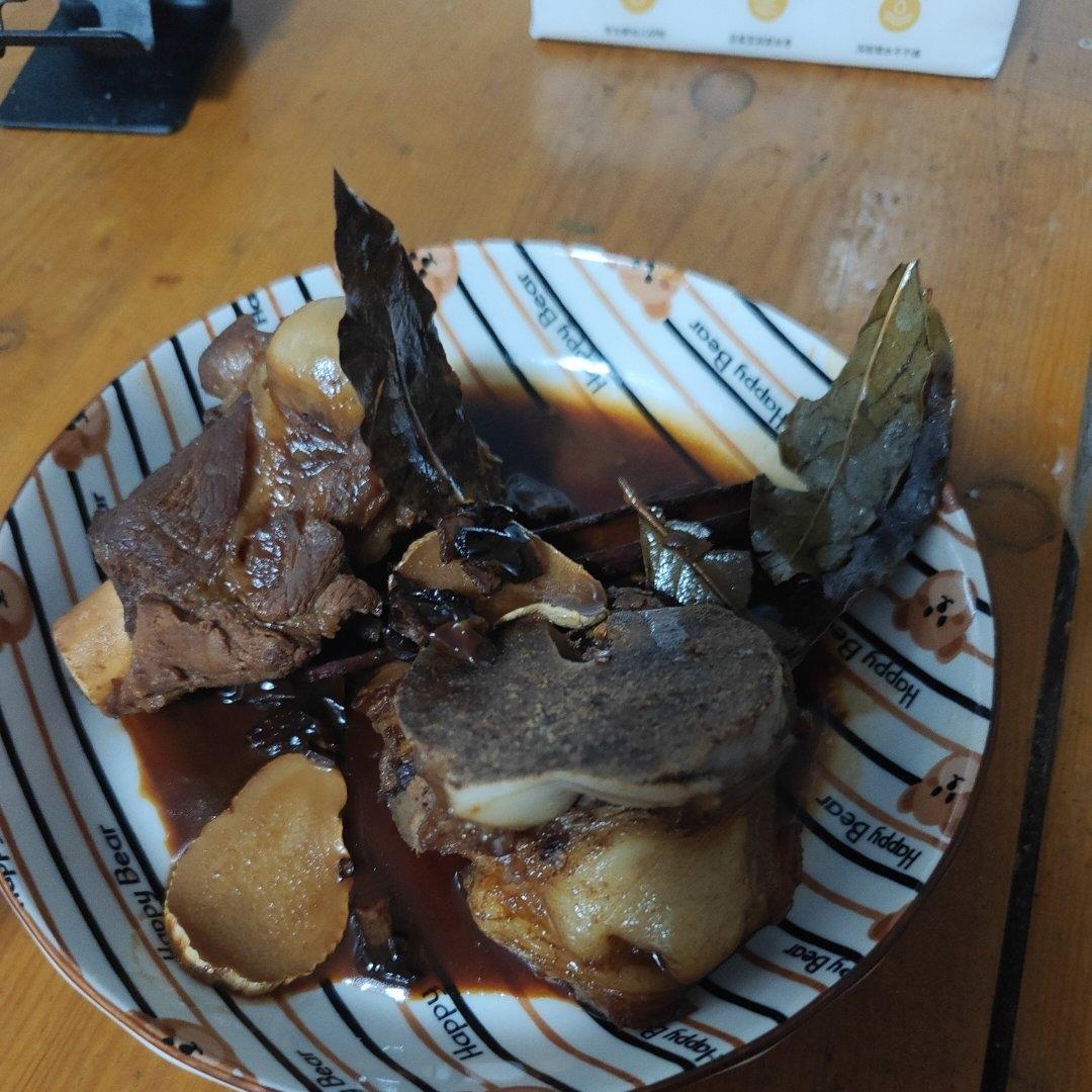 堂妈小厨——酱大棒骨