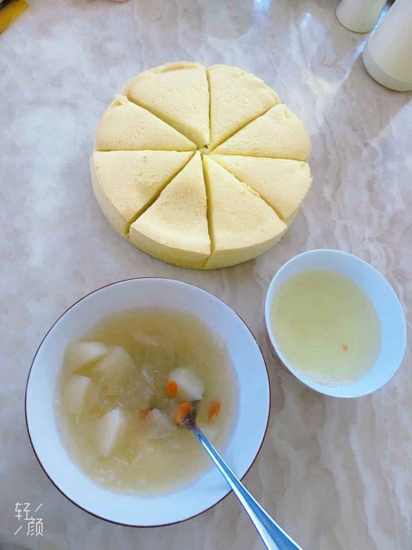 好吃不上火的宝宝辅食~蒸蛋糕