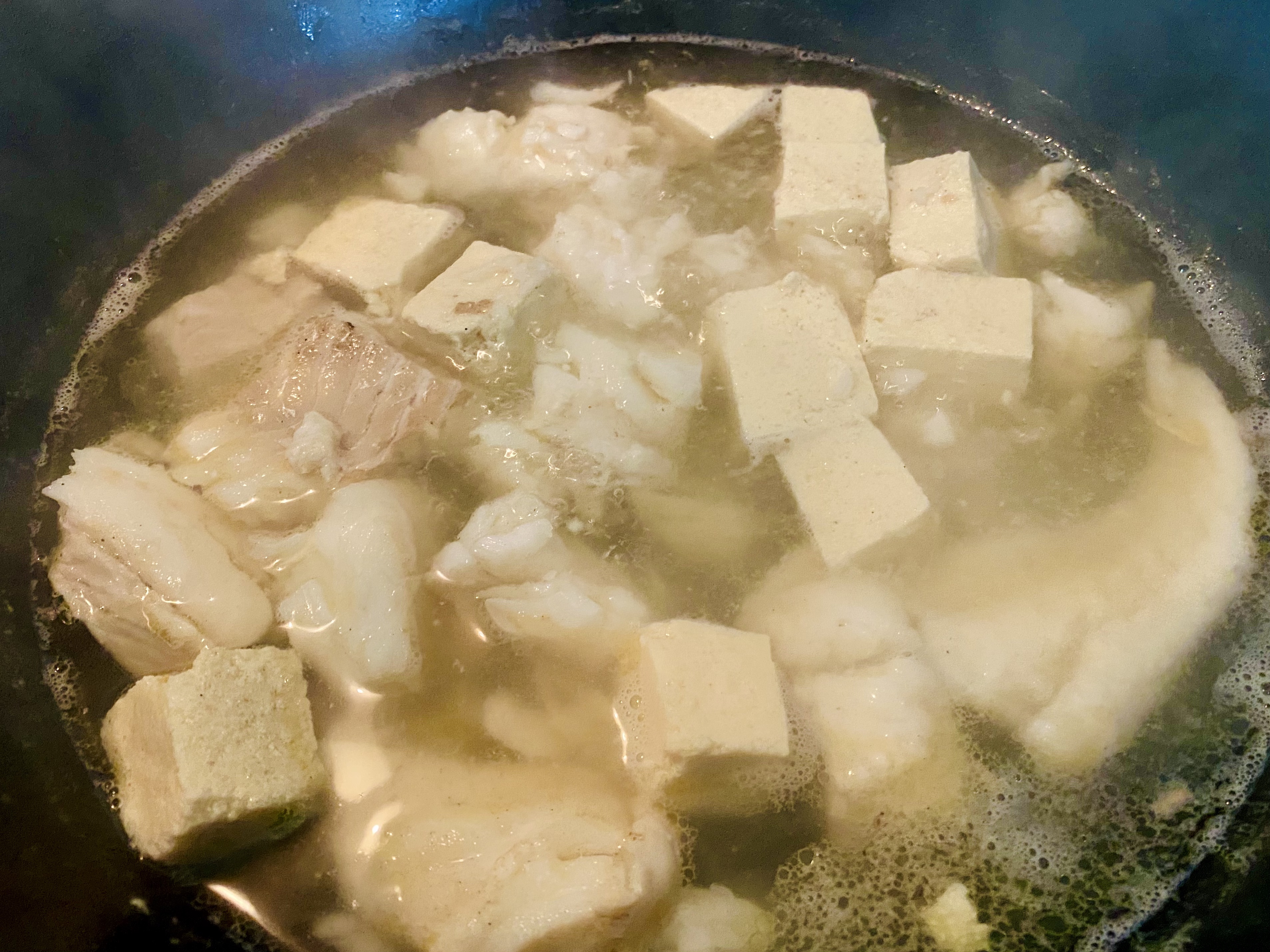 冻豆腐鳕鱼汤