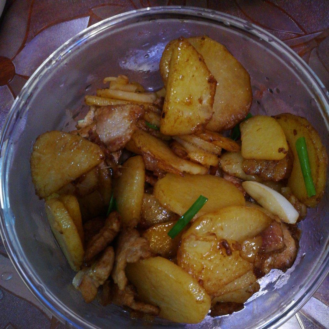 干锅土豆片