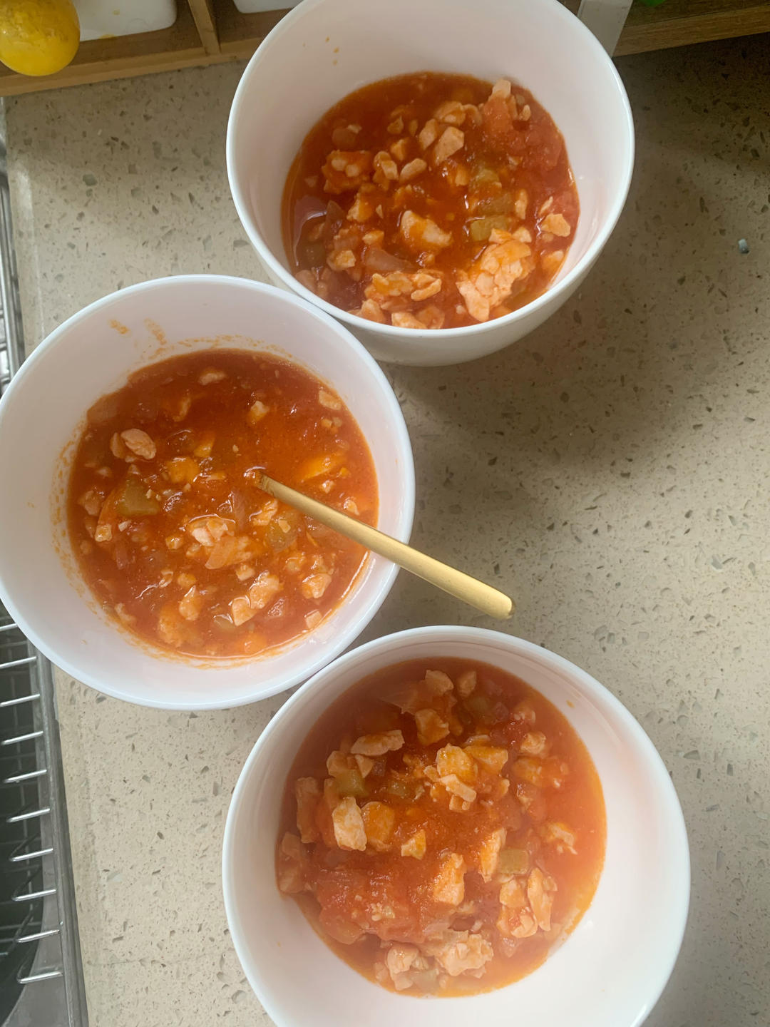 宝宝辅食-西红柿三文鱼烩饭（大人宝宝通用）