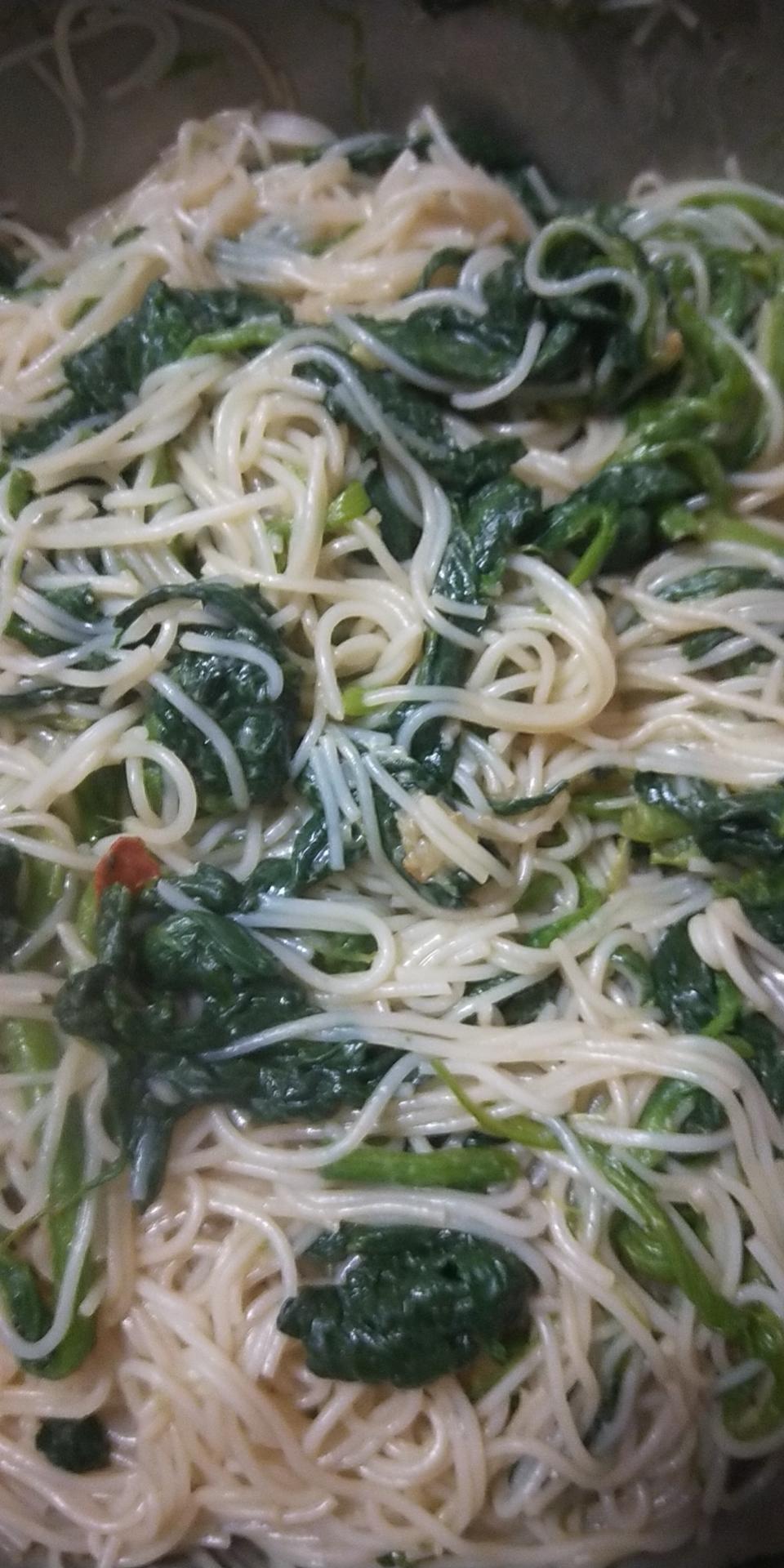 粉丝拌菠菜