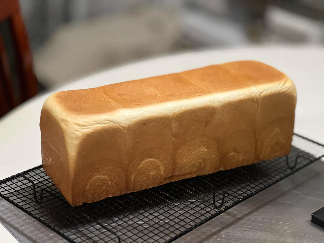 波兰种基础面团，焦糖奶酥绵吐司