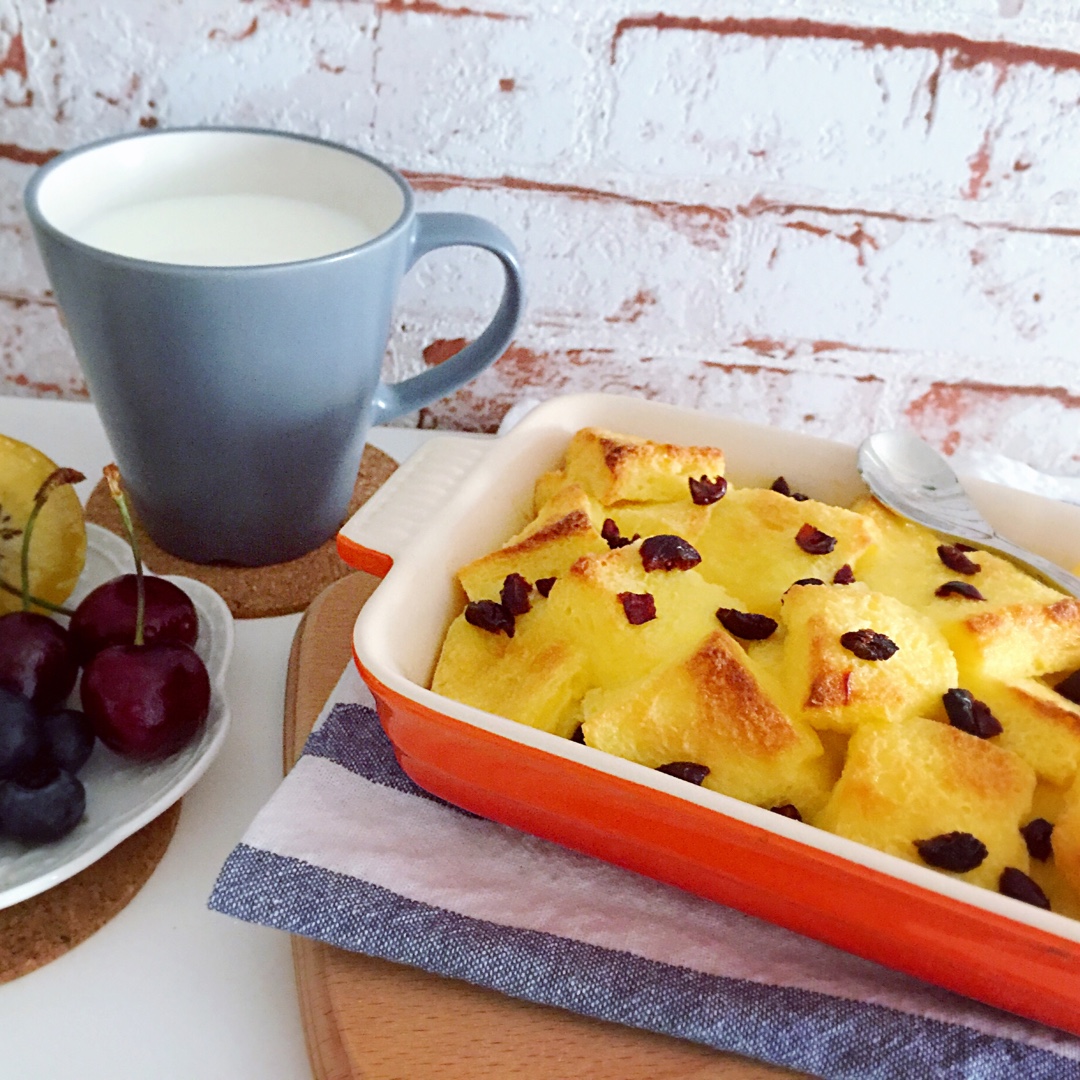 焗烤蔓越梅吐司布丁