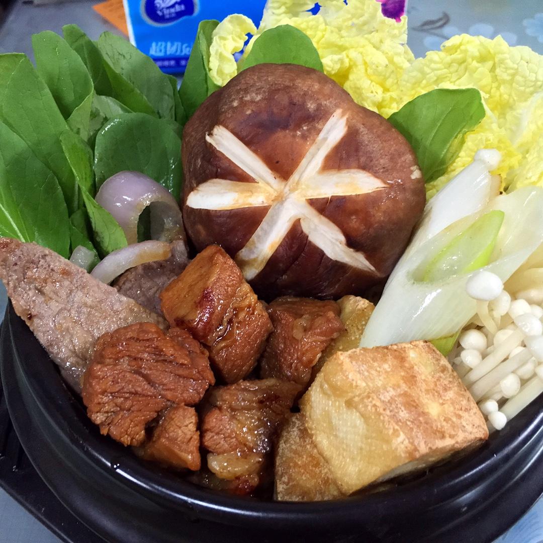寿喜烧（日式牛肉锅）