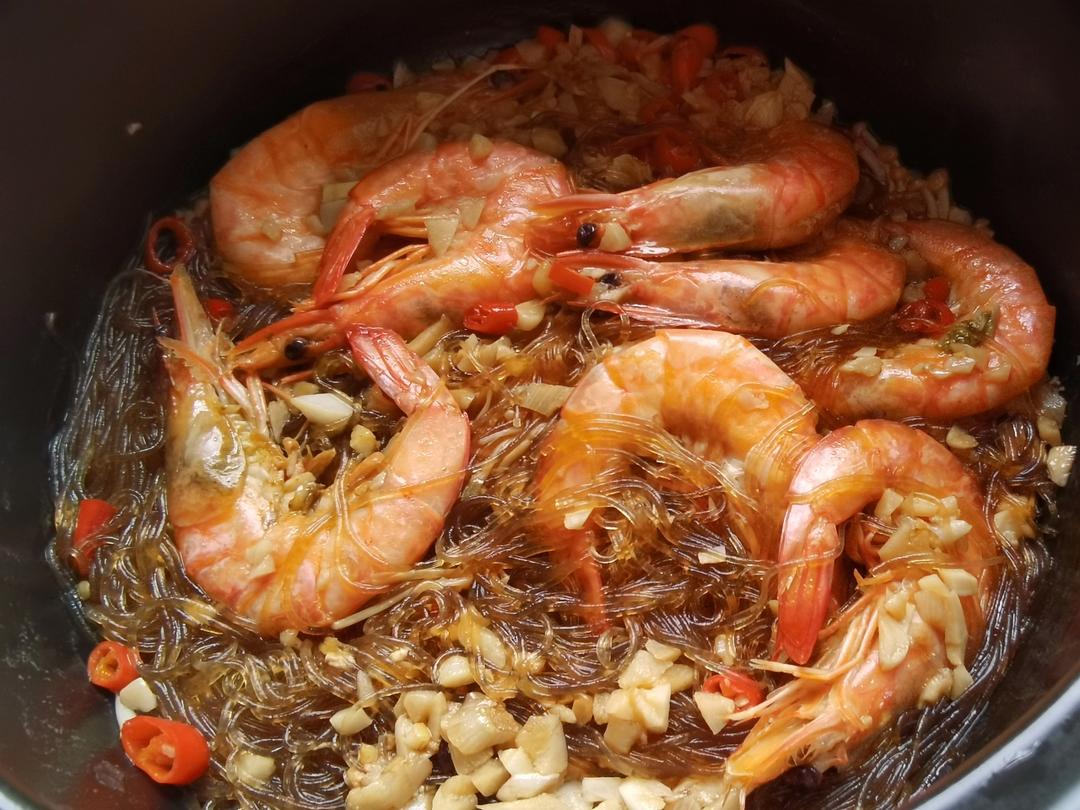 蒜蓉粉丝虾煲