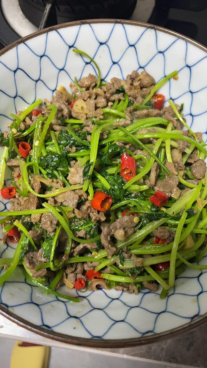 香菜牛肉