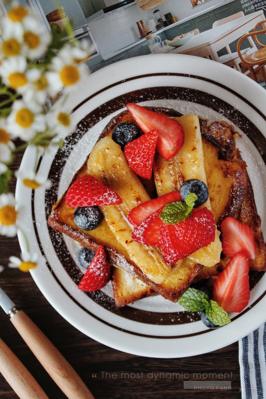 10分钟治愈系的早餐—香蕉法式吐司的做法