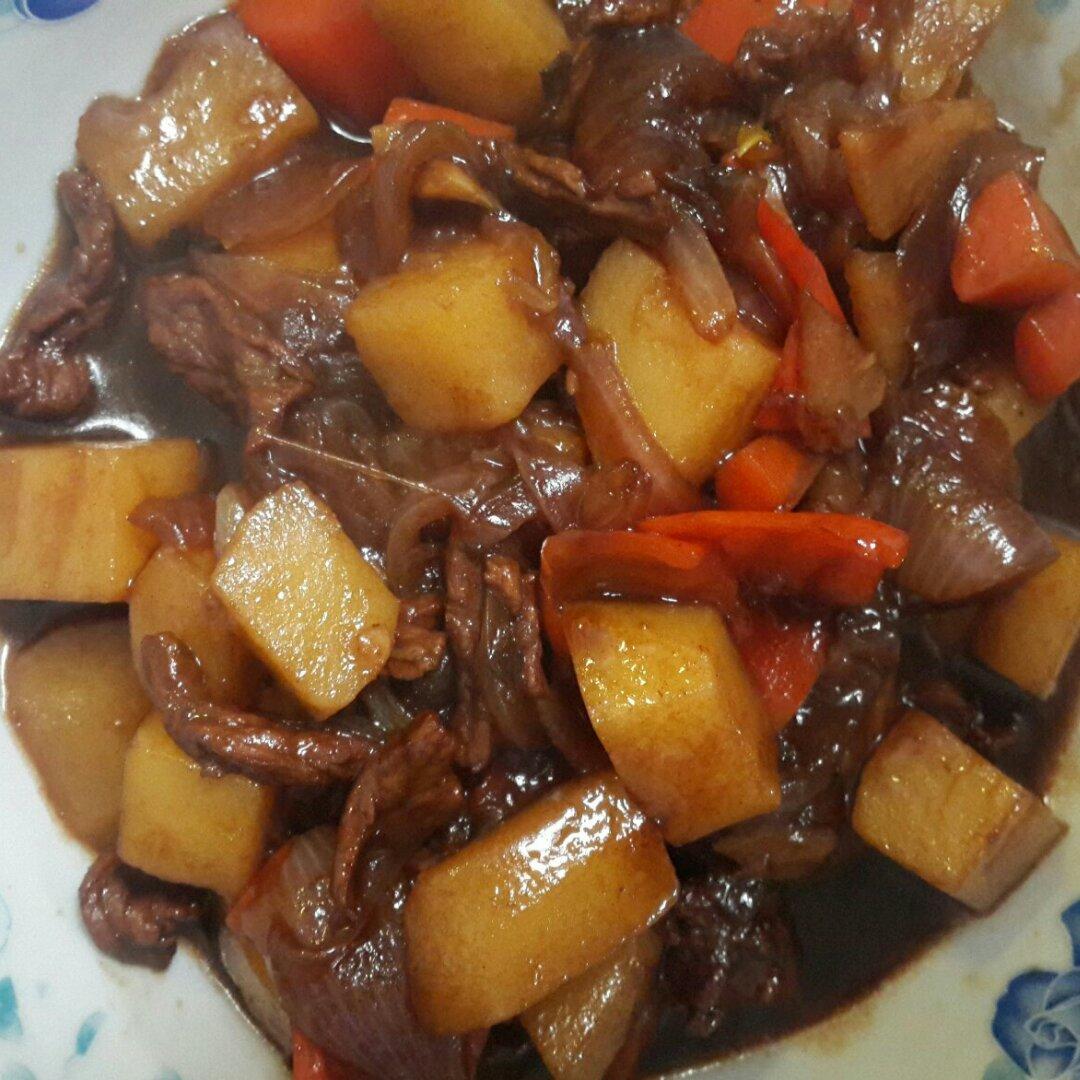 土豆烧牛肉