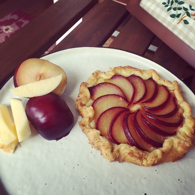 黑布林格雷派饼（Plum Galette）