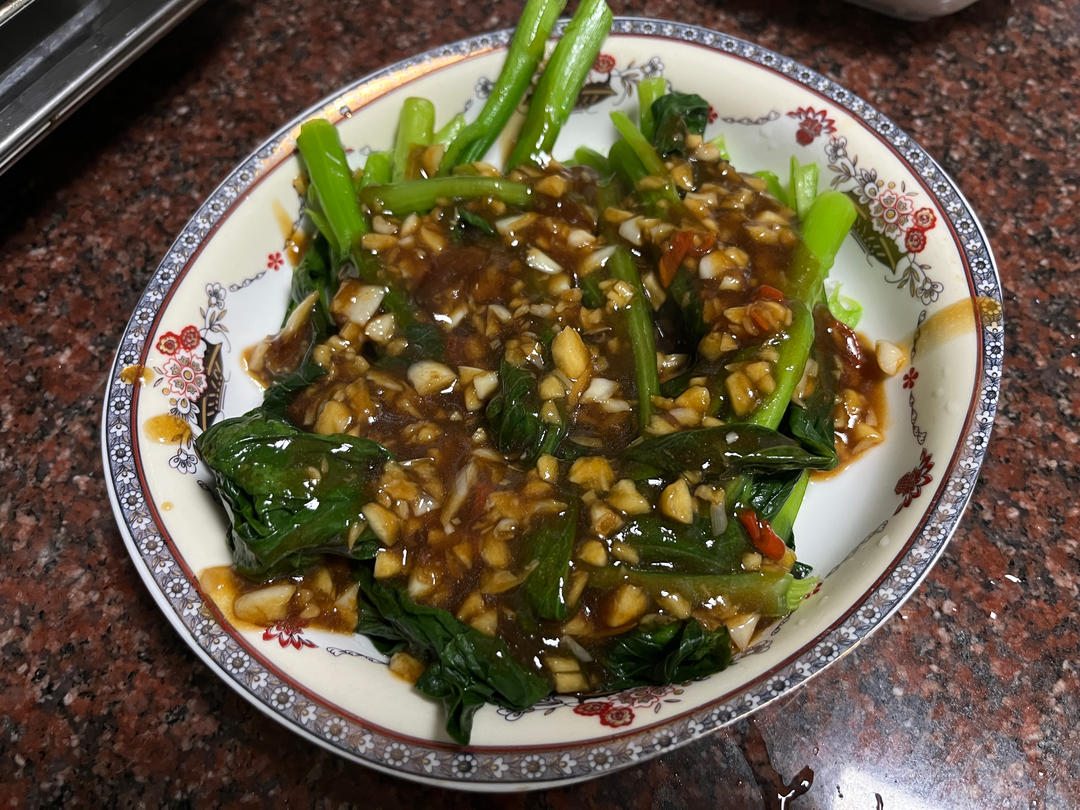 鲜嫩爽脆的蚝油菜心