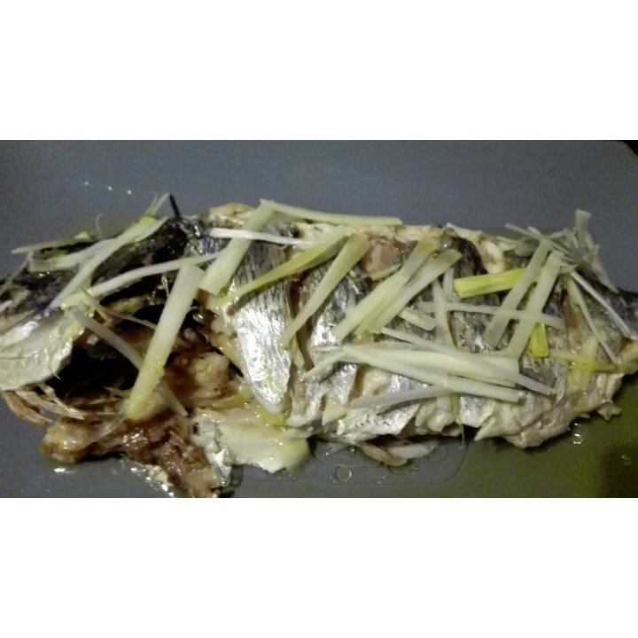 清蒸鲈鱼