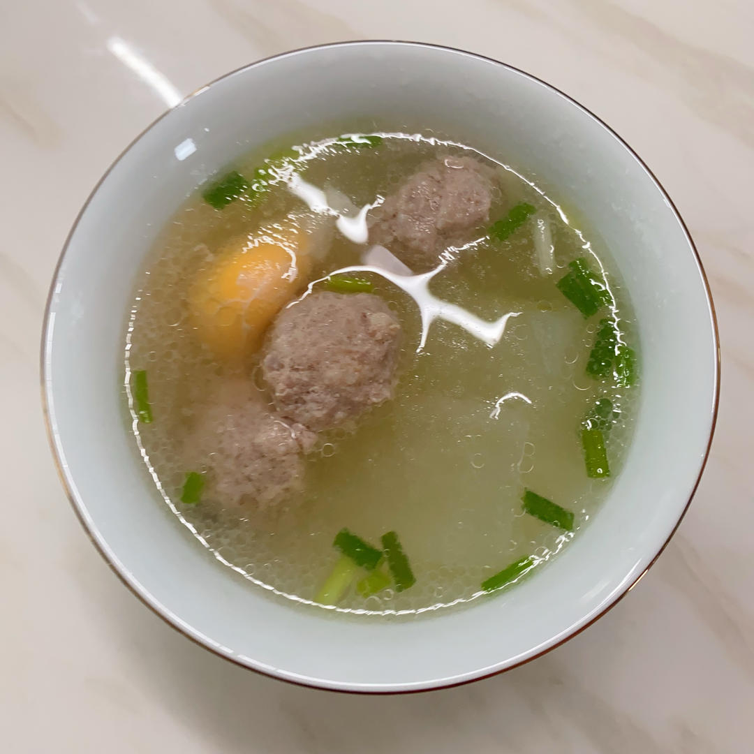 巨鲜美的冬瓜丸子汤