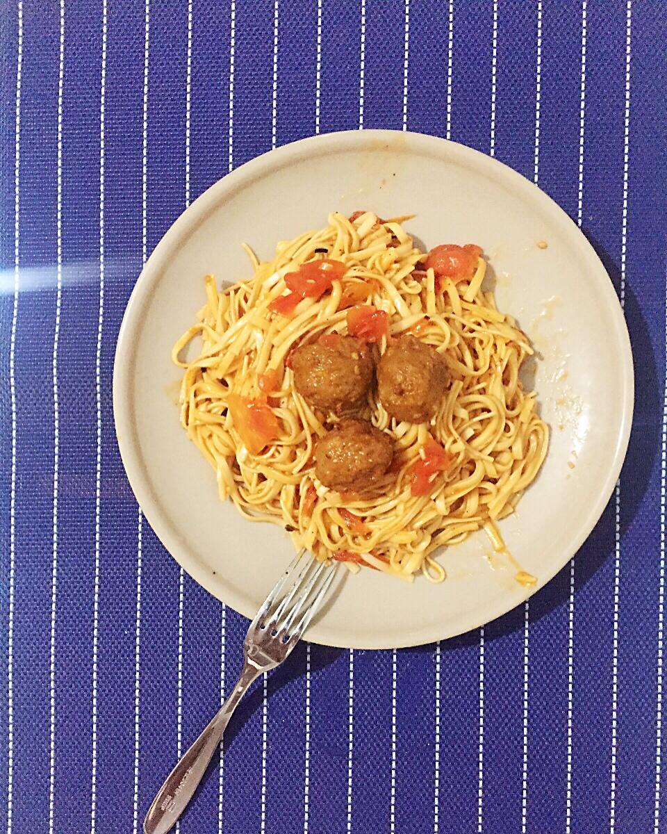 茄汁鸡丸浓汤面