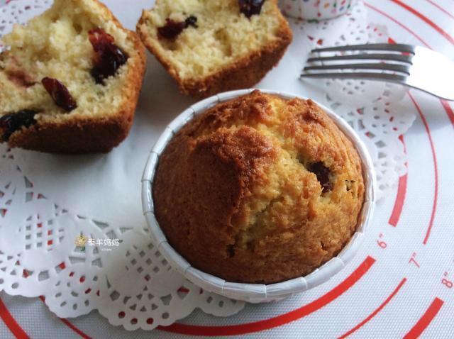 椰蓉蔓越莓玛芬蛋糕（超级好做）的做法