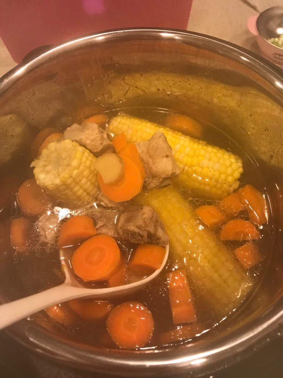 玉米排骨汤