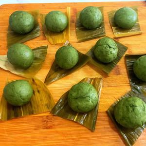 江西特产之——清明粿（春笋咸肉雪菜豆干陷）的做法 步骤9