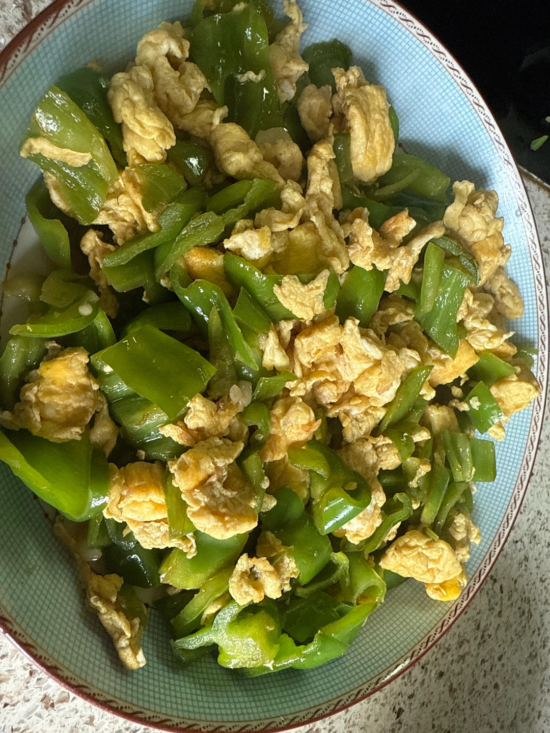 超级下饭青椒炒鸡蛋