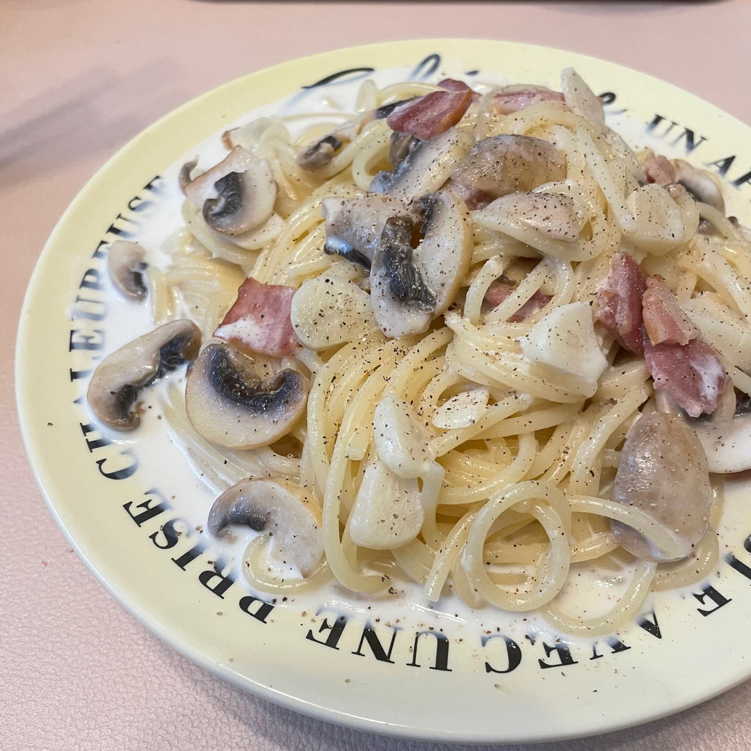 快手奶香芝士培根意面