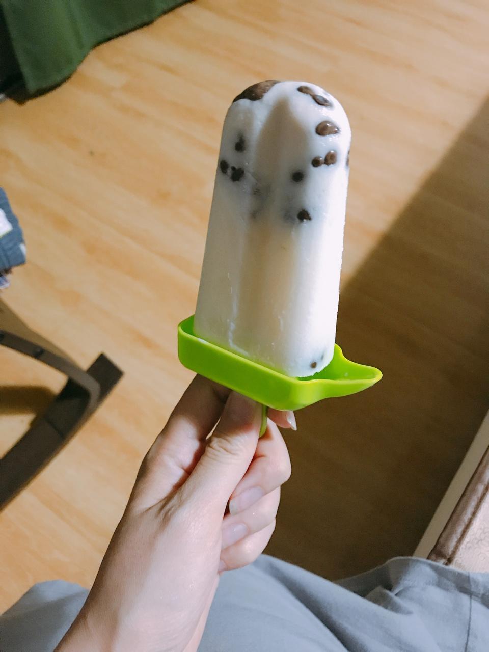 奶味冰棍