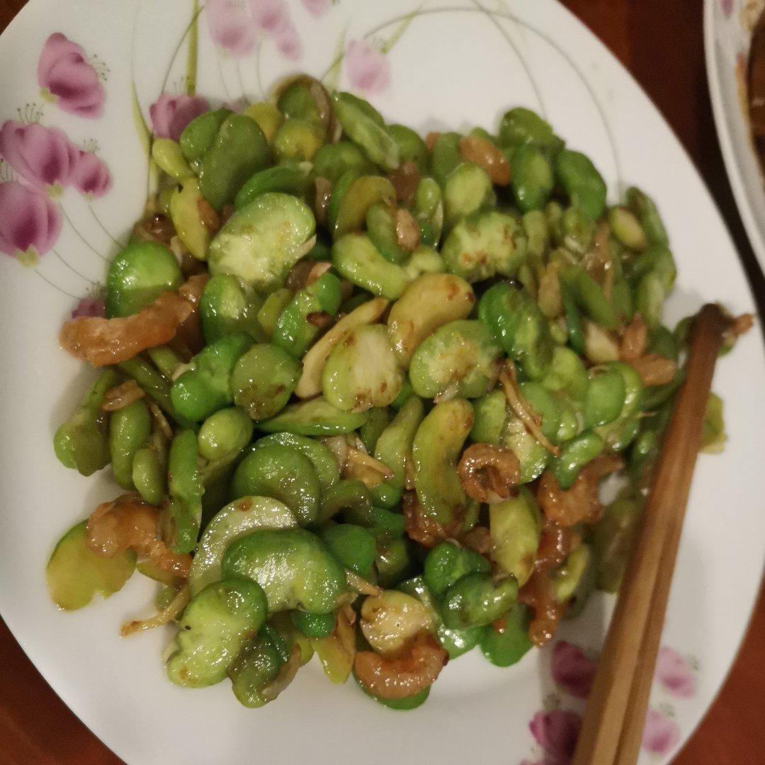 虾仁炒蚕豆