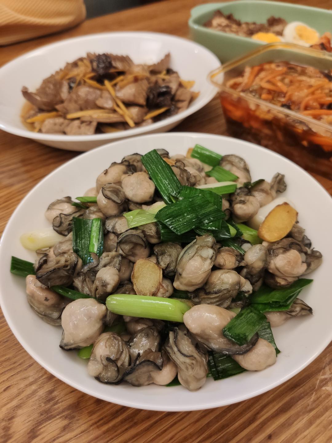 速菜_蒜苗炒海蛎子