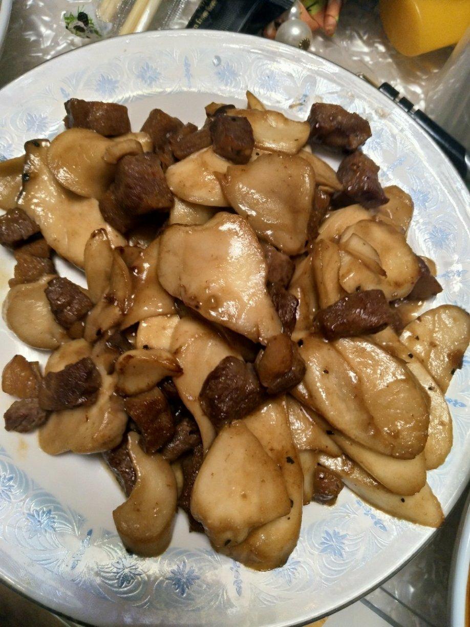 杏鲍菇牛肉粒