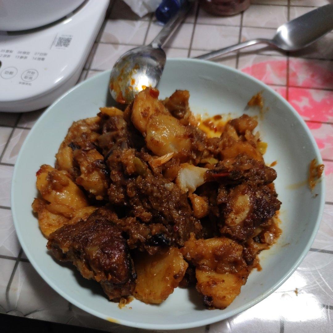 土豆炖排骨