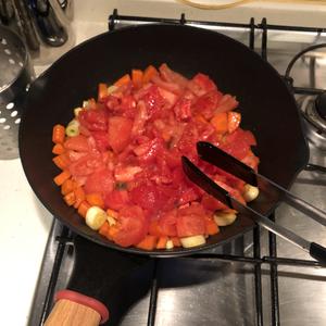 蕃茄牛尾湯的做法 步骤7