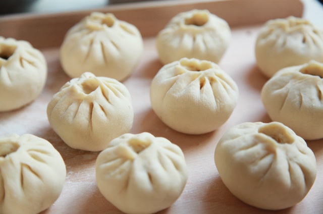 芽菜肉臊包子