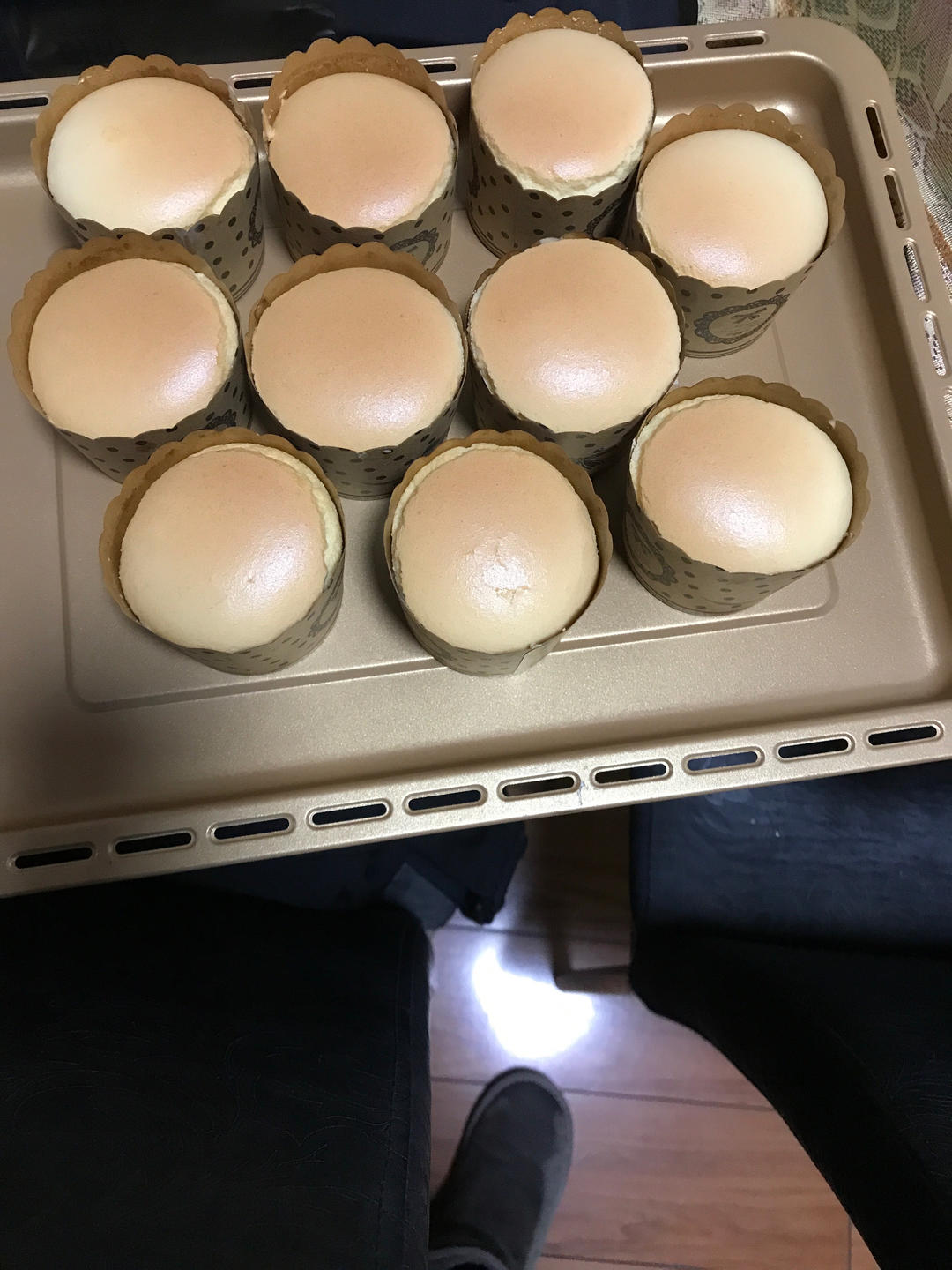 戚风小纸杯蛋糕
