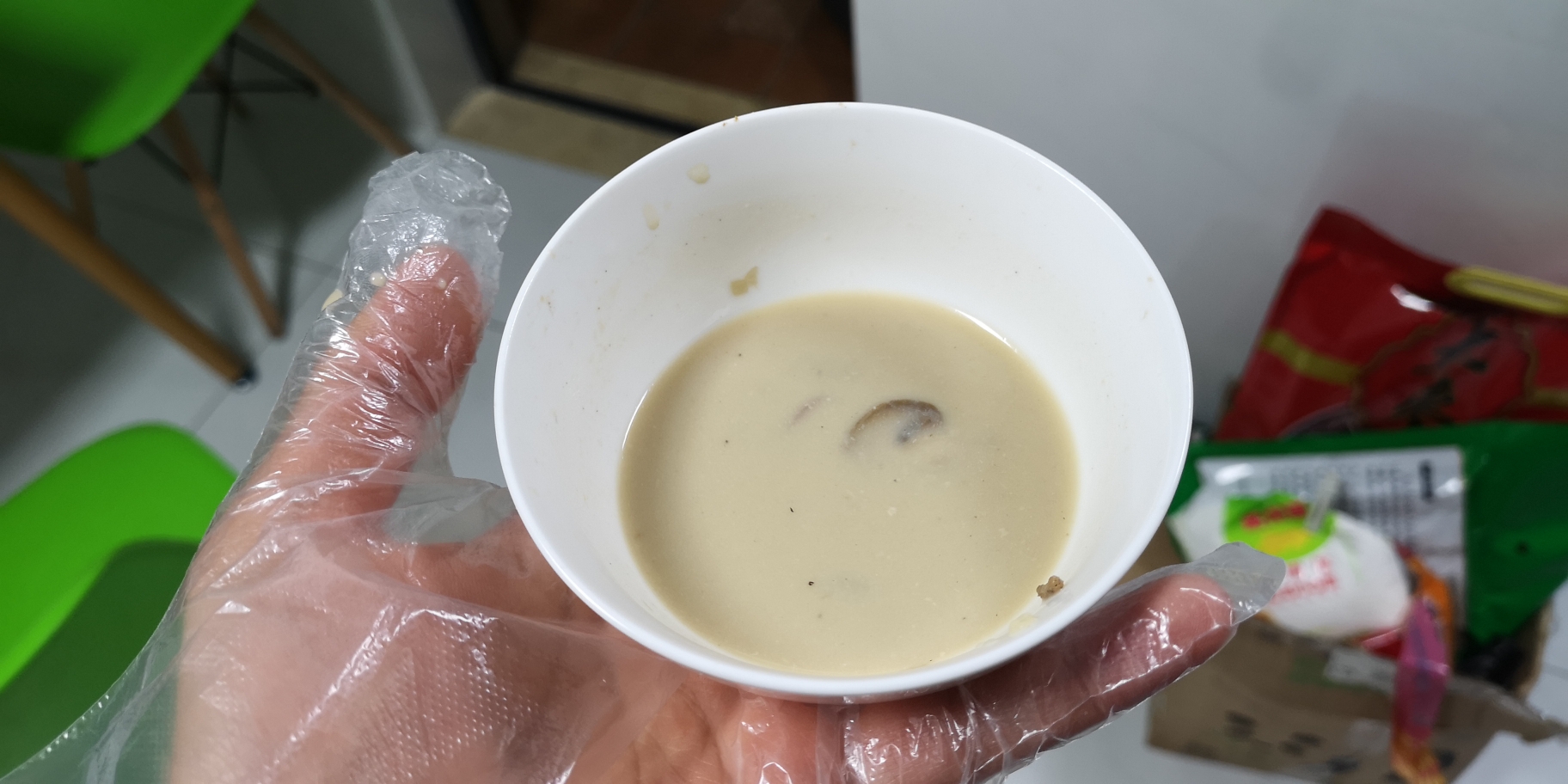 不用搅拌机无面粉的虾仁蘑菇汤