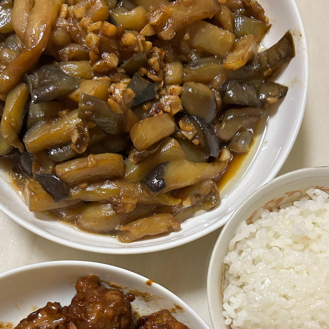 蒜蓉肉沫红烧茄子