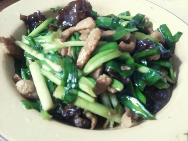 韭菜炒肉丝