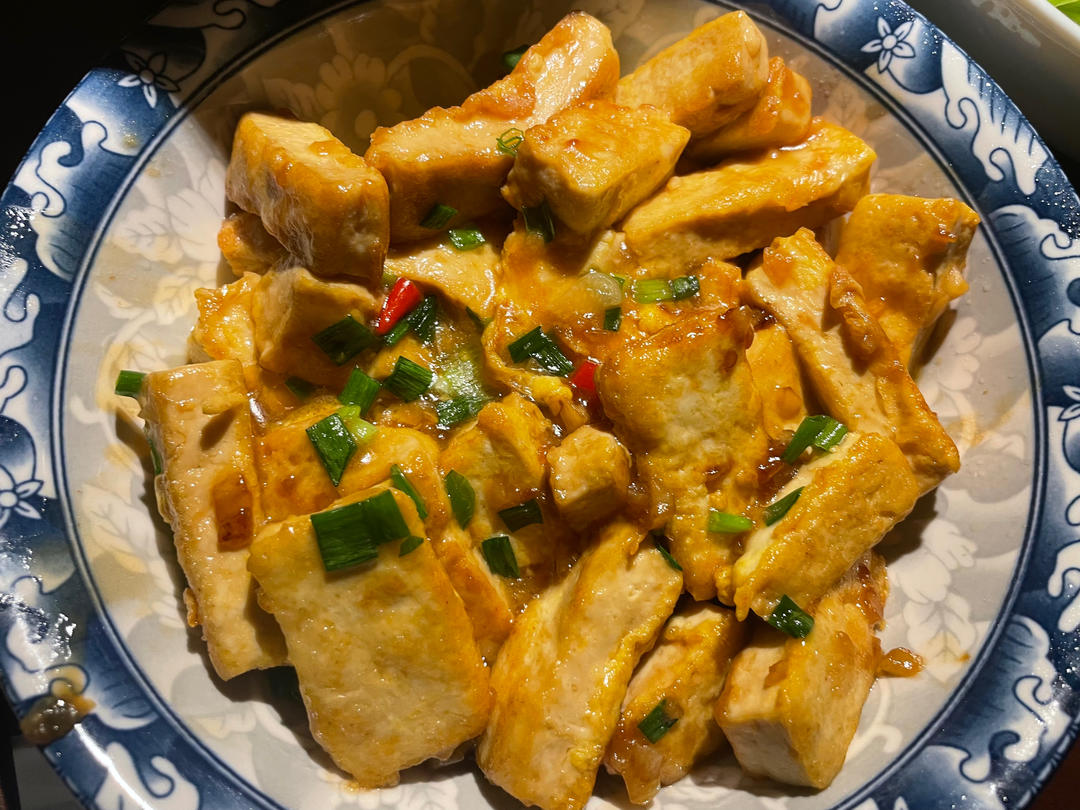 外焦里嫩的香煎豆腐