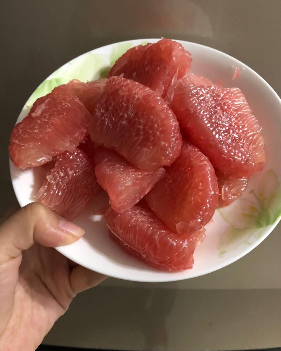 orangeme做的剥柚子【柚子柚子切克闹】