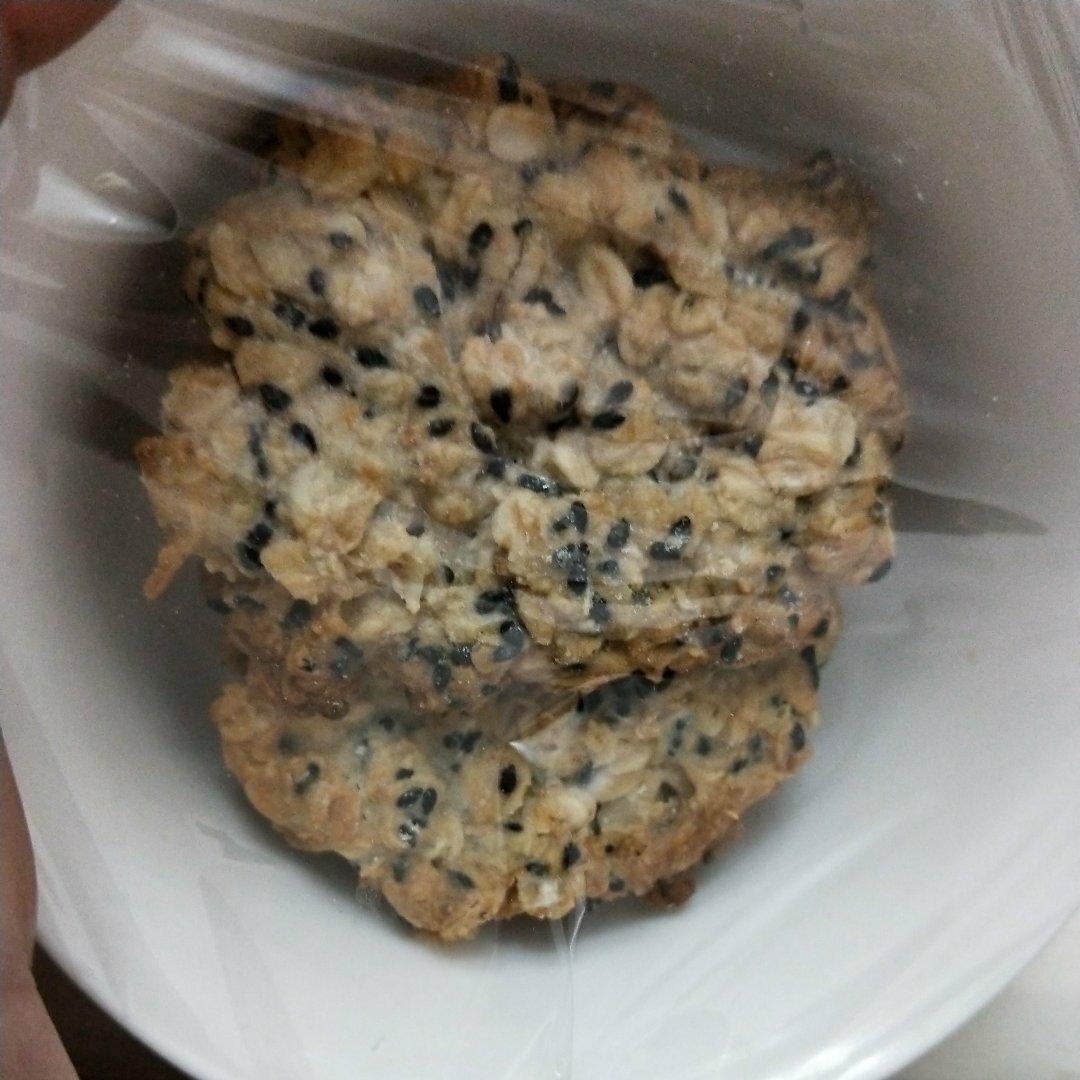 素食:有机燕麦芝麻大饼干