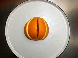 #创意摆盘#橙子南瓜车的做法 步骤2