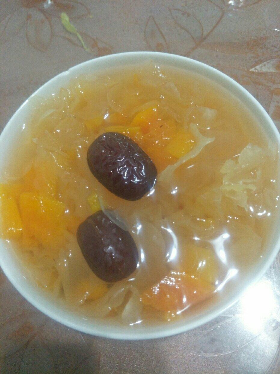 红枣银耳汤