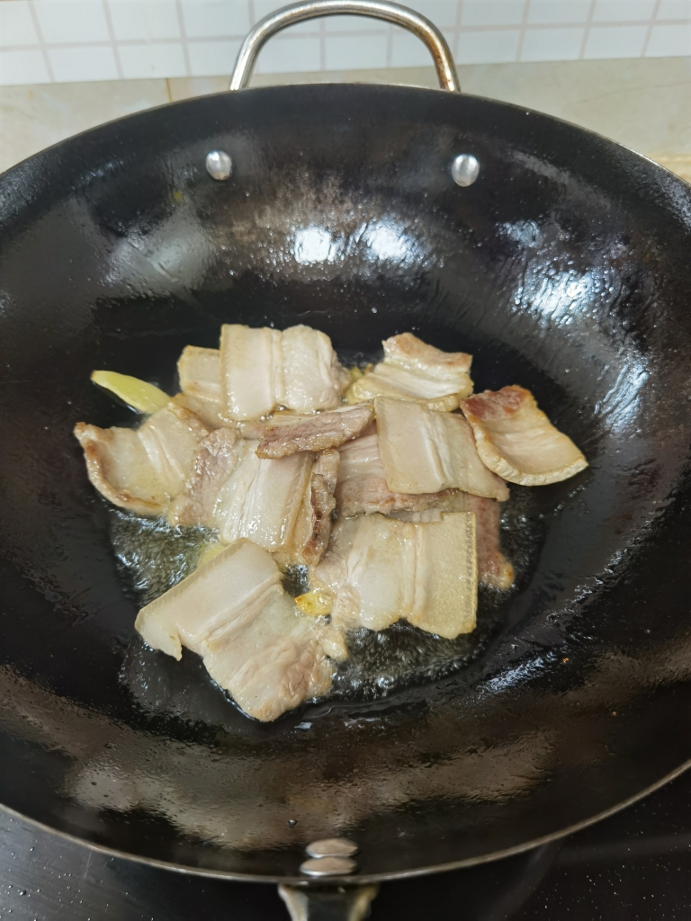 秋冬必吃❗️五花肉烩菜锅的做法 步骤3