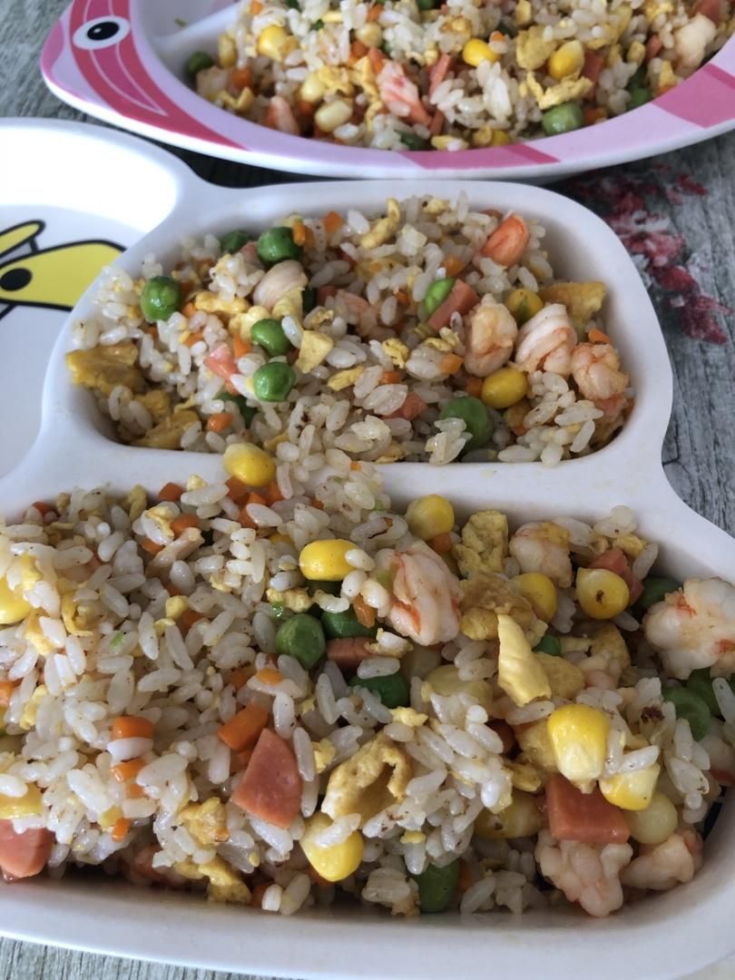 虾仁蛋炒饭