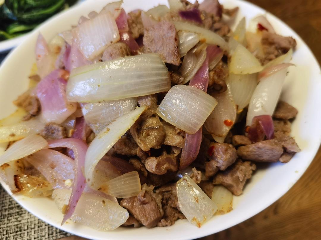 新疆美味--炒烤肉（有洋葱版）