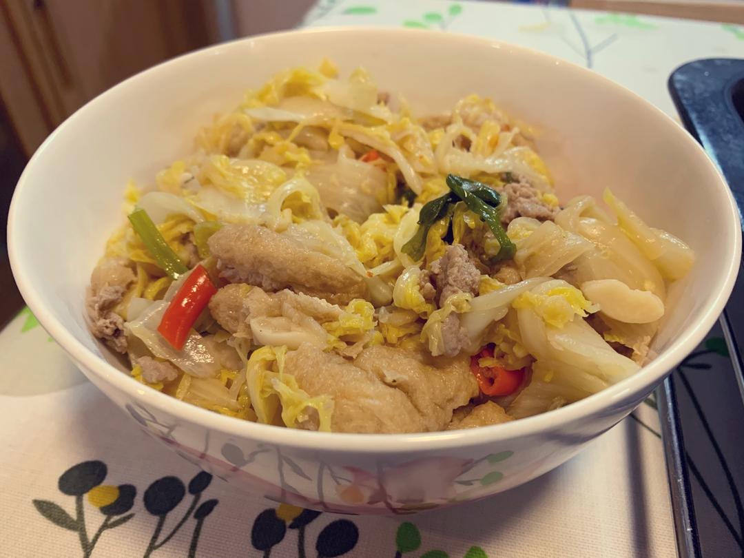 油豆腐炖白菜