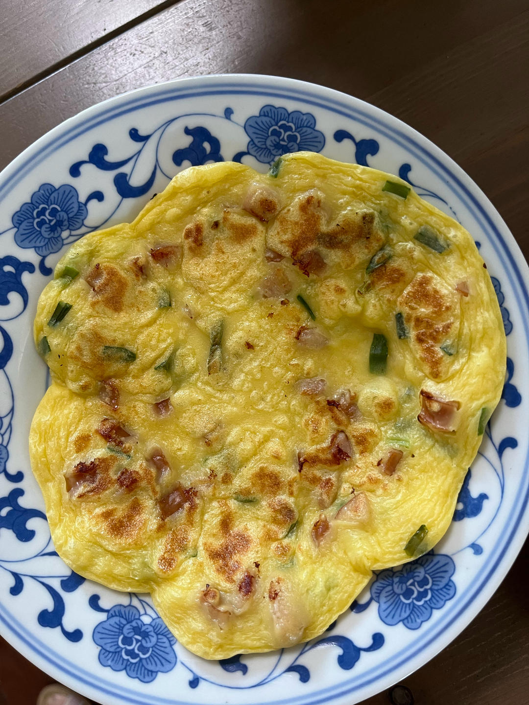 火腿肠葱花鸡蛋饼