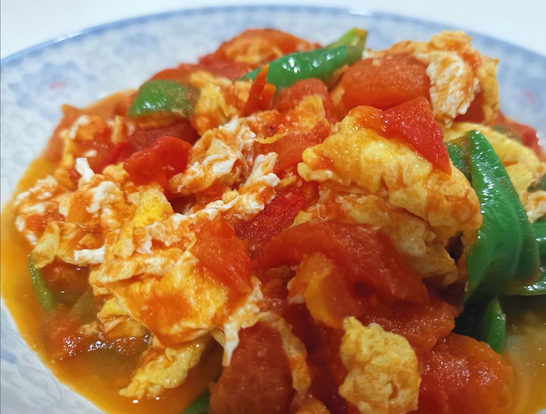 sophia_c做的青椒西红柿炒鸡蛋