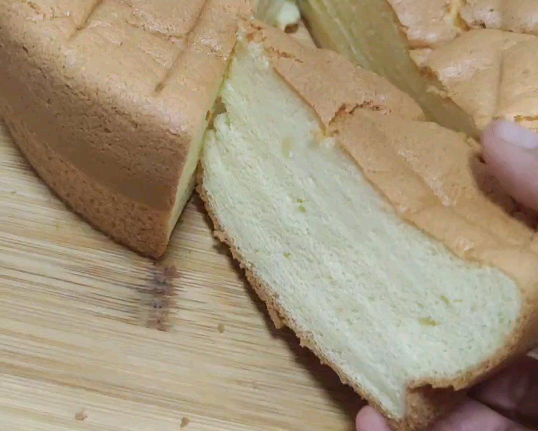 不塌陷不缩腰简易8寸戚风蛋糕