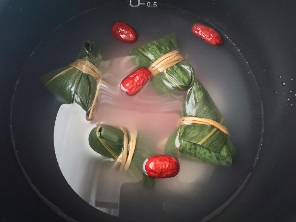 很好吃的肉粽子